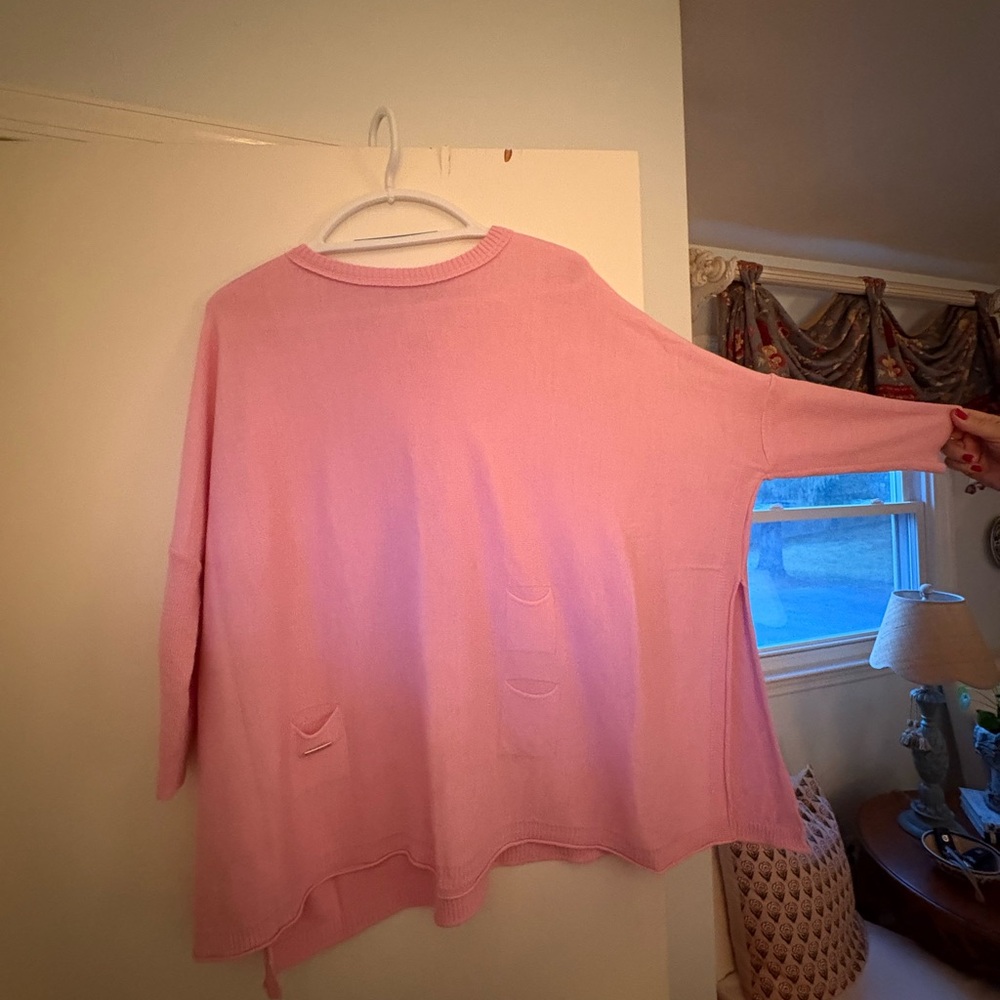 Women’s Pink Oversized Lightweight Knit Sweater
